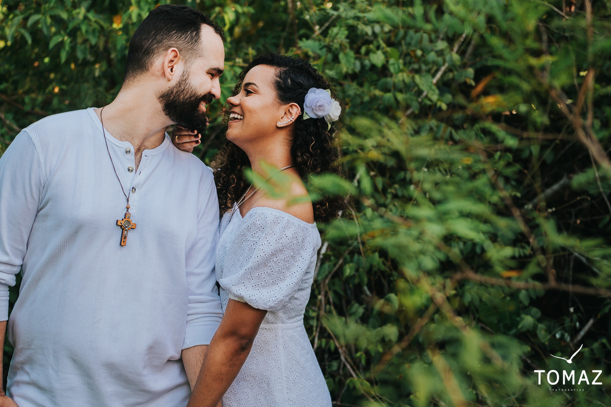 fotografo de casamento em Campina Grande, fotografo de casamento Paraíba, Tomaz fotografias, ensaio pré casamento, pré casamento no campo, fotos de pré casamento, ensaio de noivos, pre wedding, fotos de casais ao ar livre, fotos de casamento