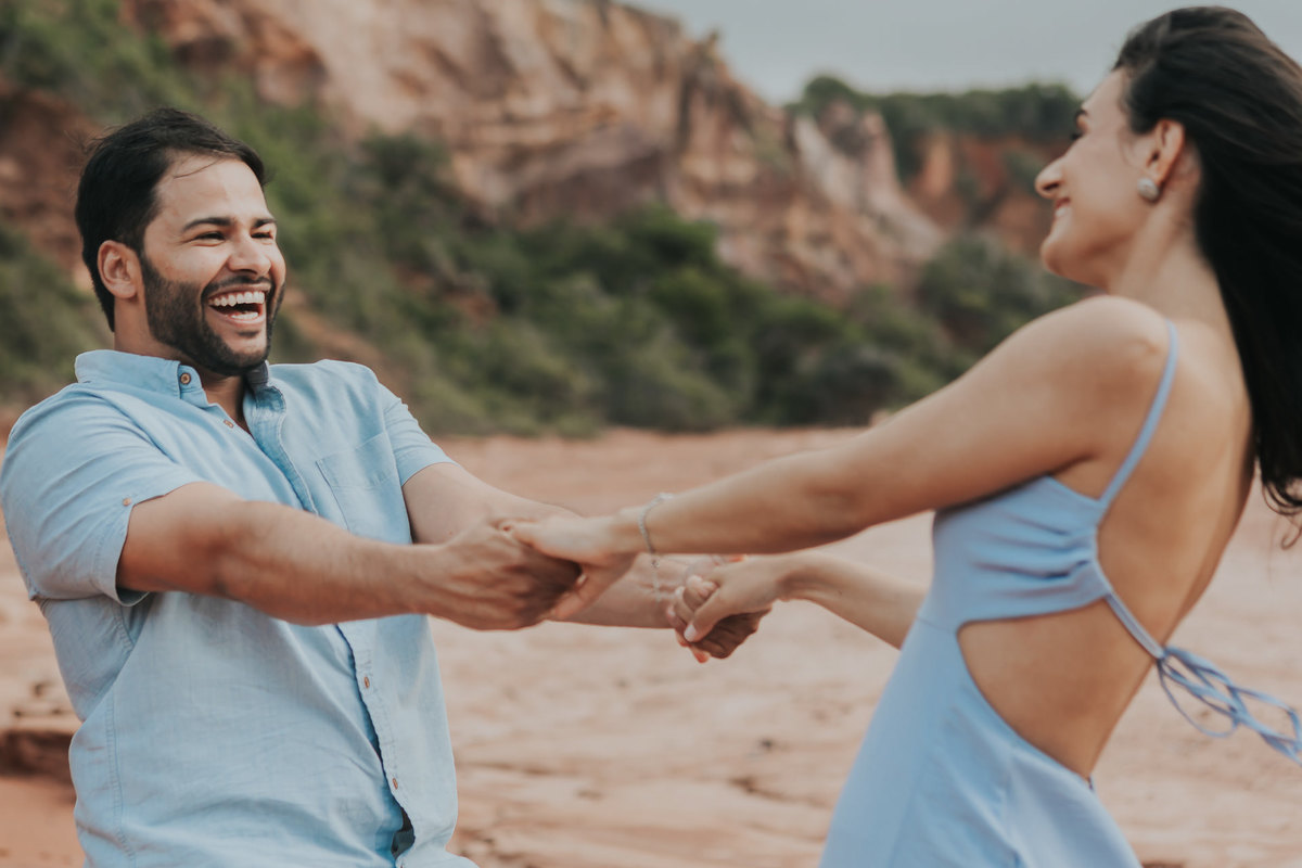 pré casamento em João Pessoa, fotógrafo de casamento em João Pessoa, ensaio pré casamento na Paraíba, fotografia de casal na praia, Gabriela e Victor, fotografia autoral de casamento, fotógrafo de casamento em Campina Grande