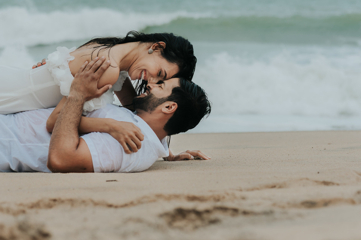 pré casamento em João Pessoa, fotógrafo de casamento em João Pessoa, ensaio pré casamento na Paraíba, fotografia de casal na praia, Gabriela e Victor, fotografia autoral de casamento, fotógrafo de casamento em Campina Grande