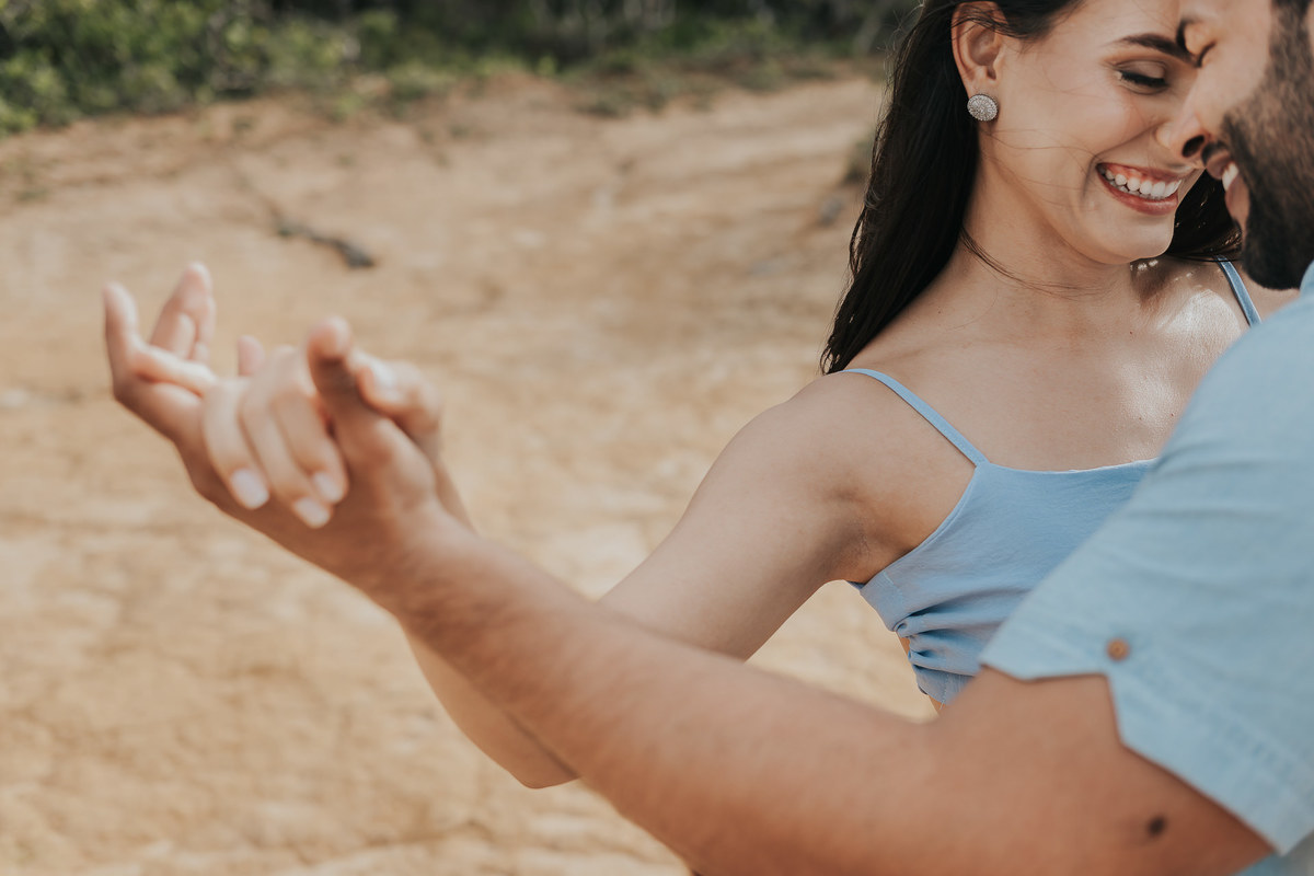 pré casamento em João Pessoa, fotógrafo de casamento em João Pessoa, ensaio pré casamento na Paraíba, fotografia de casal na praia, Gabriela e Victor, fotografia autoral de casamento, fotógrafo de casamento em Campina Grande