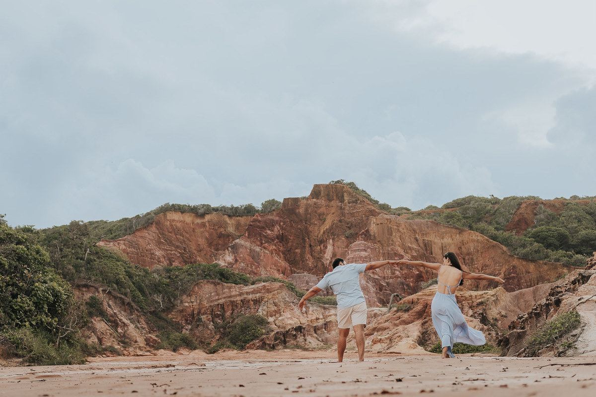 pré casamento em João Pessoa, fotógrafo de casamento em João Pessoa, ensaio pré casamento na Paraíba, fotografia de casal na praia, Gabriela e Victor, fotografia autoral de casamento, fotógrafo de casamento em Campina Grande