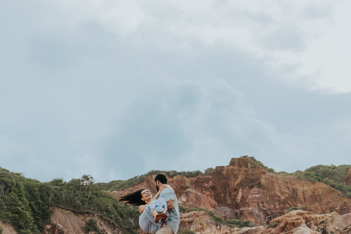 pré casamento em João Pessoa, fotógrafo de casamento em João Pessoa, ensaio pré casamento na Paraíba, fotografia de casal na praia, Gabriela e Victor, fotografia autoral de casamento, fotógrafo de casamento em Campina Grande