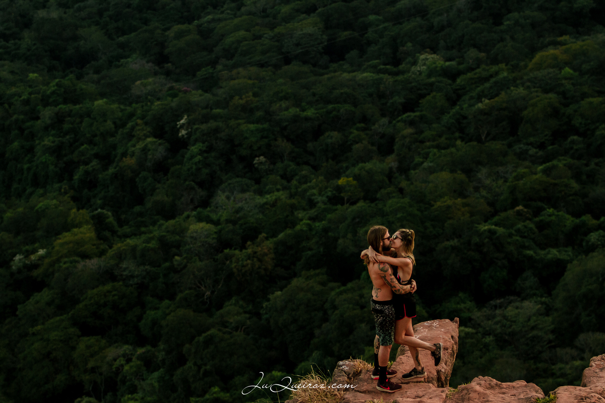 fotógrafa chapada dos guimarães,  o que fazer em chapada dos guimarães, fotografia de casal chapada dos guimarães, pré casamento chapada dos guimarães, turismo chapada dos guimarães, fotografia chapada dos guimarães, pre weeding chapada dos guimarães