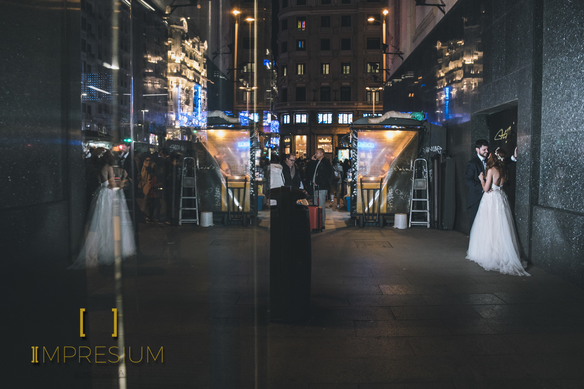 postboda, postboda madrid, postboda navidad, postboda navideño, postboda navidad madrid, fotografia navidad, novios navidad, novios madrid, postboda gran via, fotografia de boda madrid, fotografia de boda, impresium, fotografia y video de boda