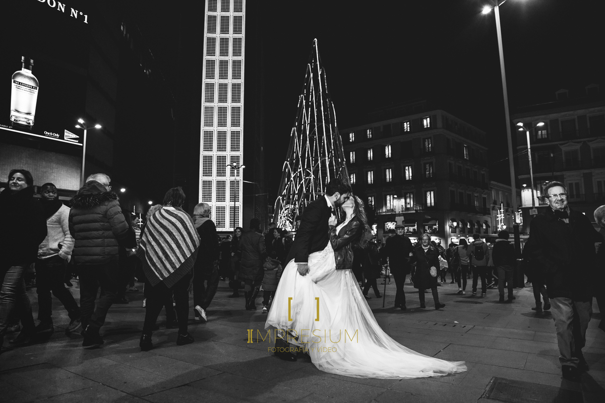 postboda, postboda madrid, postboda navidad, postboda navideño, postboda navidad madrid, fotografia navidad, novios navidad, novios madrid, postboda gran via, fotografia de boda madrid, fotografia de boda, impresium, fotografia y video de boda