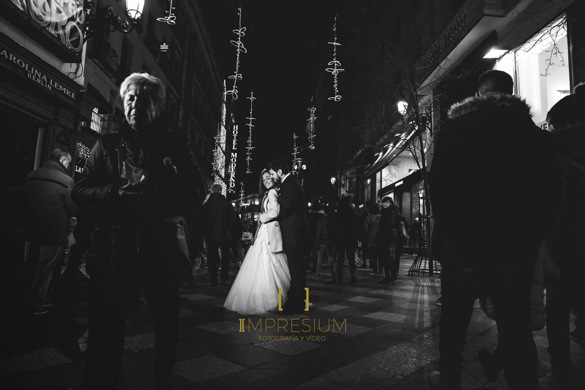 postboda, postboda madrid, postboda navidad, postboda navideño, postboda navidad madrid, fotografia navidad, novios navidad, novios madrid, postboda gran via, fotografia de boda madrid, fotografia de boda, impresium, fotografia y video de boda