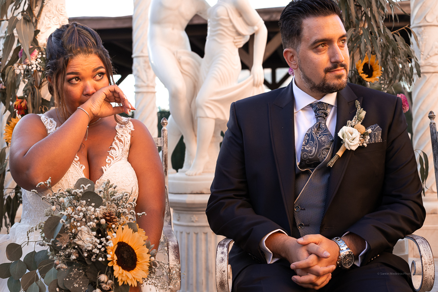 novios - novia llorando