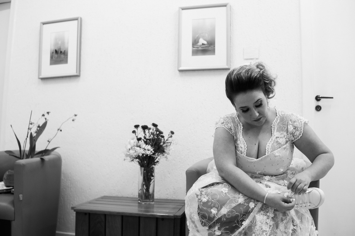 Noiva se arrumando