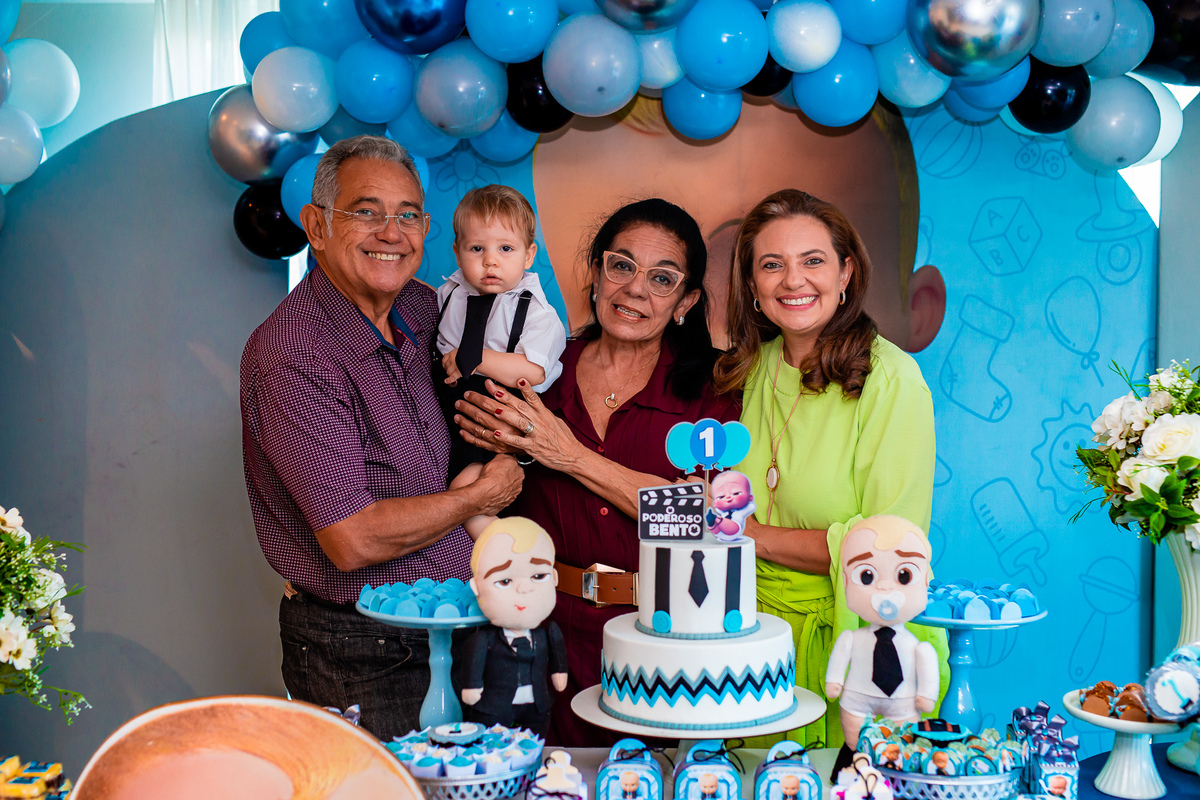 Bento com a mamãe e os avós maternos. Foto registrada por George Dantas