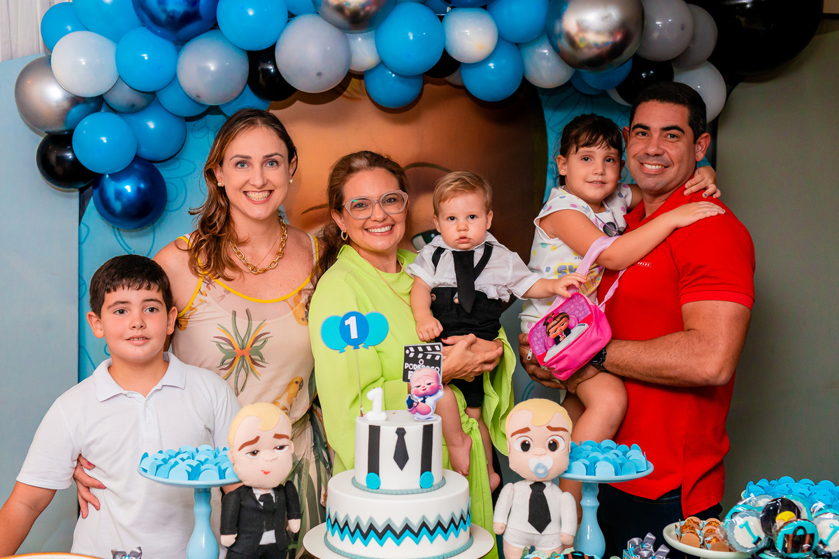 Bento com a mamãe e os tios e primos. Foto registrada por George Dantas