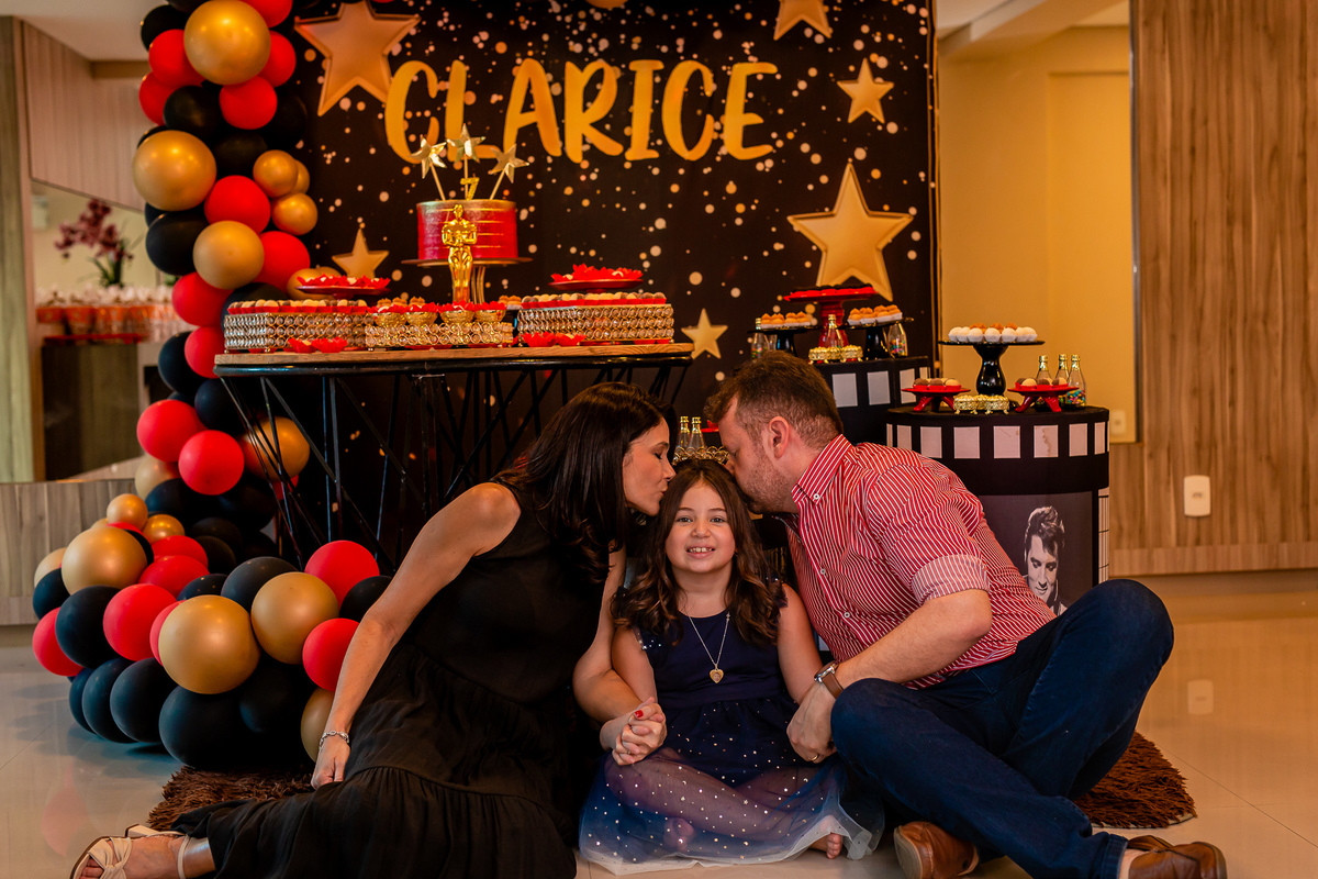 Clarice com papai, mamãe e sua irmã. Foto registrada por George Dantas