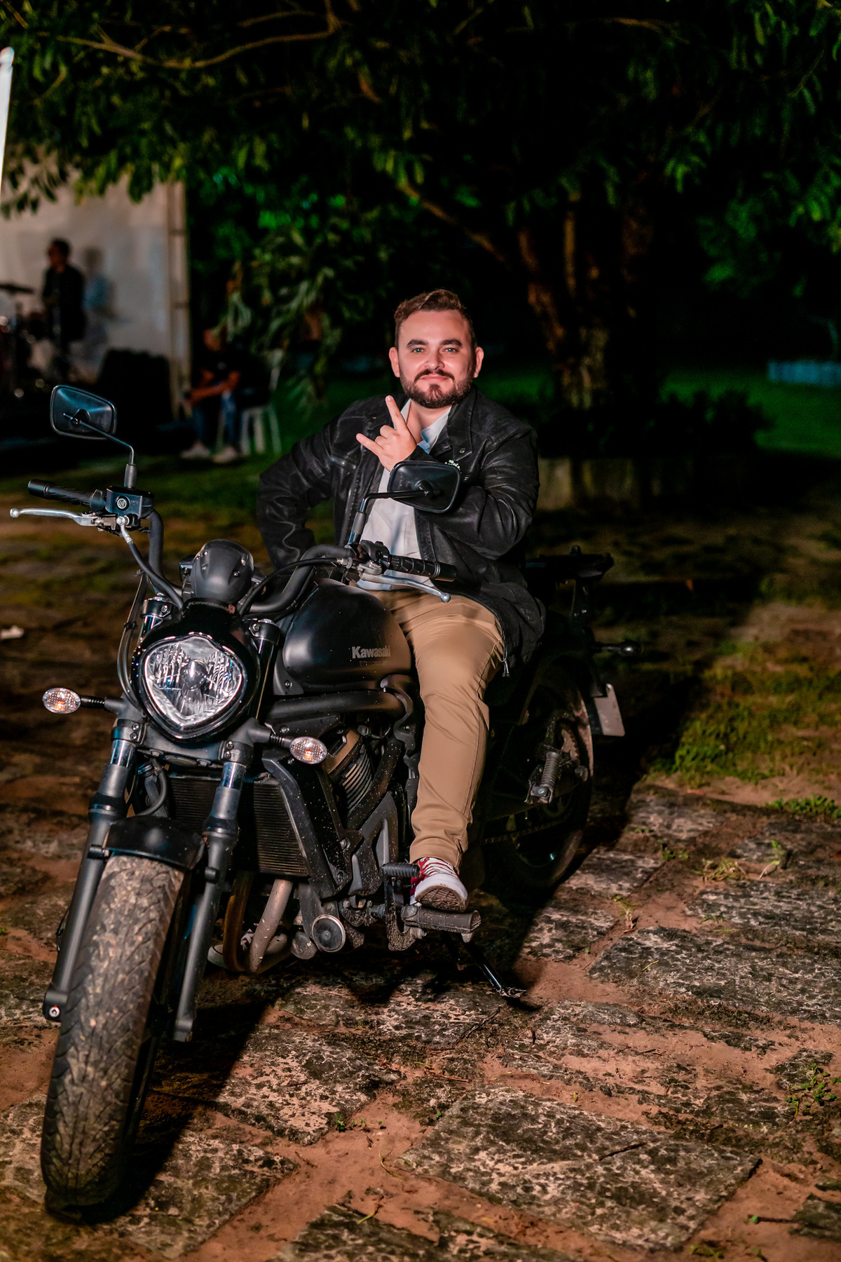 O noivo Mário na sua máquina. Foto registrada por George Dantas