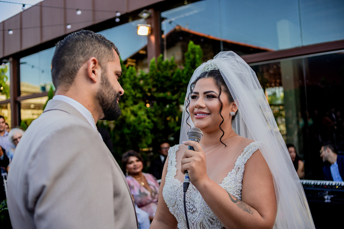 Celebração do Casamento de Karol e Anderson. Registro de George Dantas
