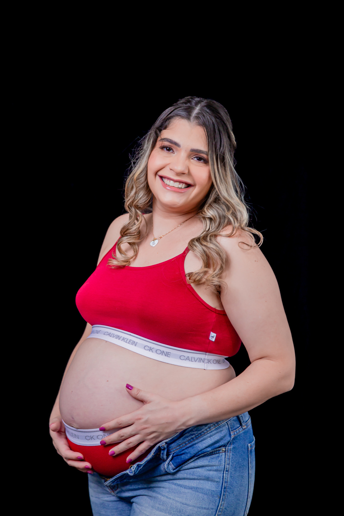 Ensaio de Gestante de Taylandia. Registrado por George Dantas