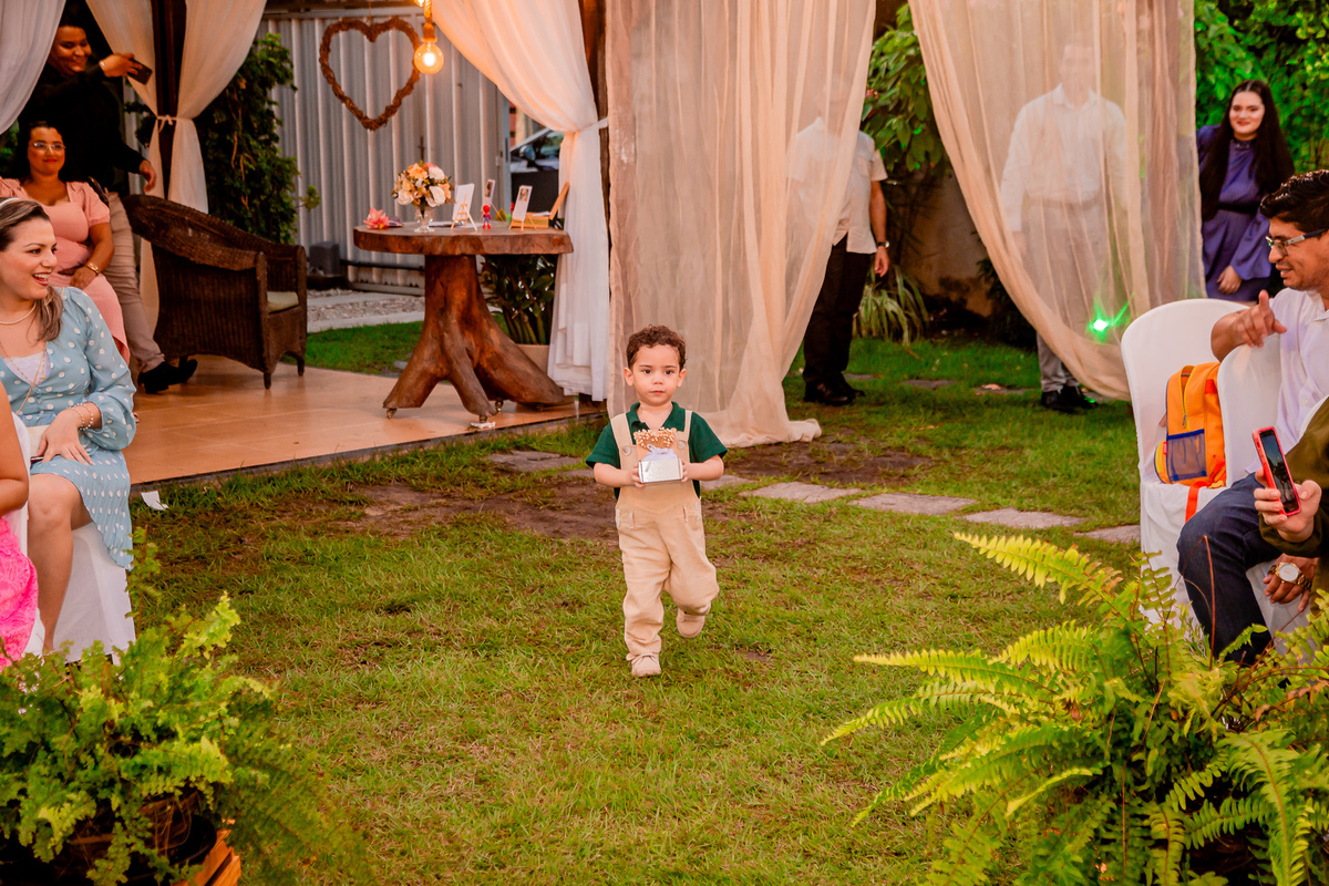 Casamento de Carolina e Gabriel. Registrado por George Dantas