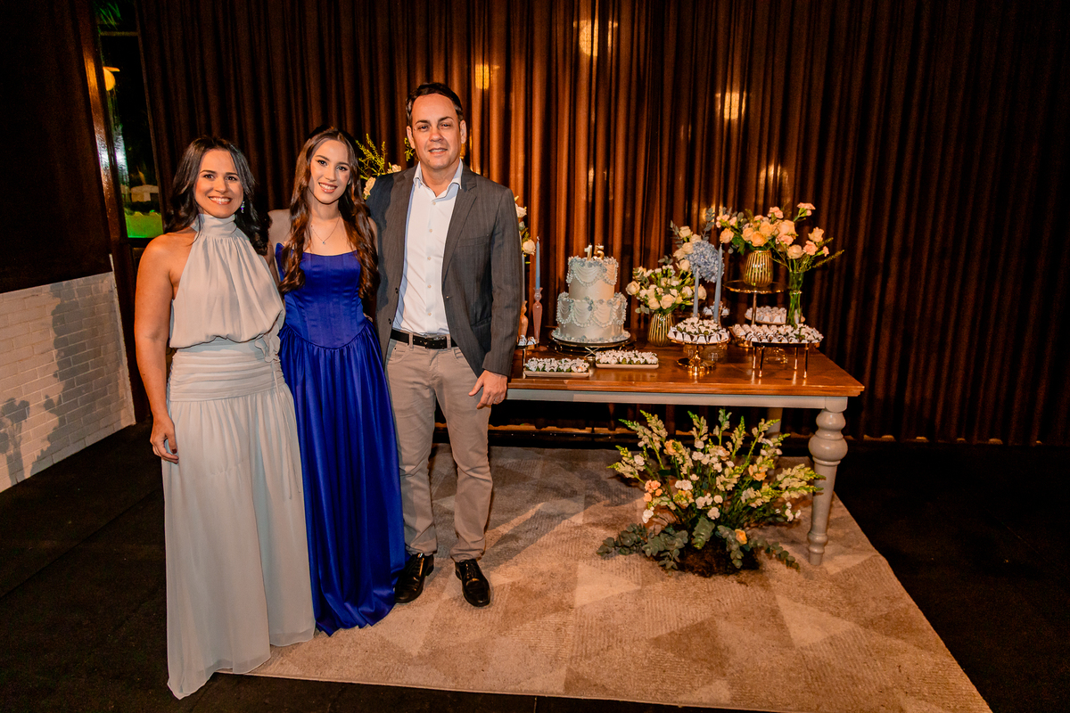 Aniversário de 15 anos da Clara. Registrado por George Dantas
