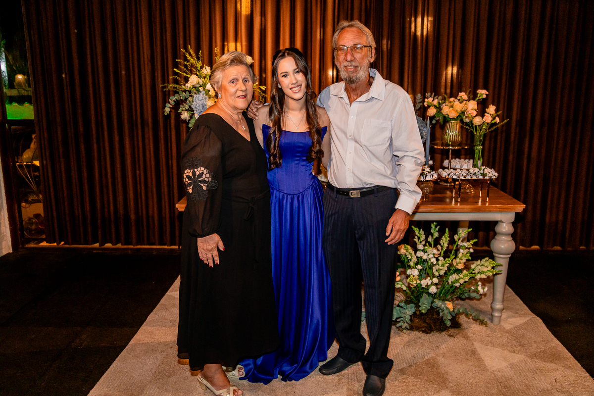 Aniversário de 15 anos da Clara. Registrado por George Dantas
