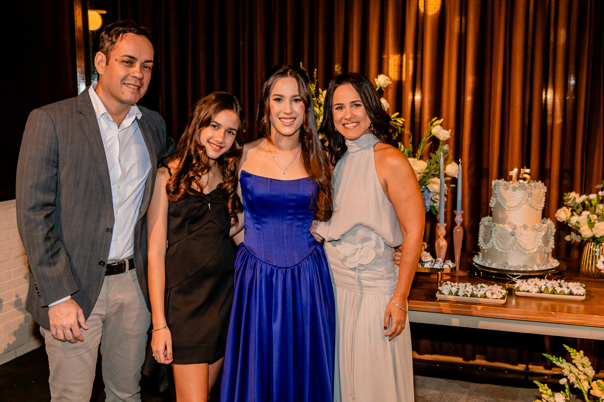 Aniversário de 15 anos da Clara. Registrado por George Dantas
