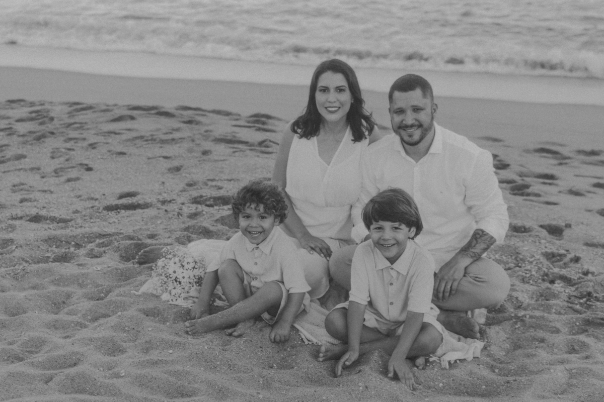 Família na praia