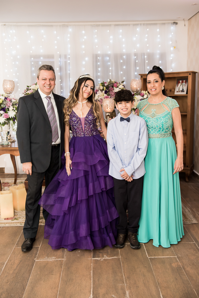 debutante 16 anos e família