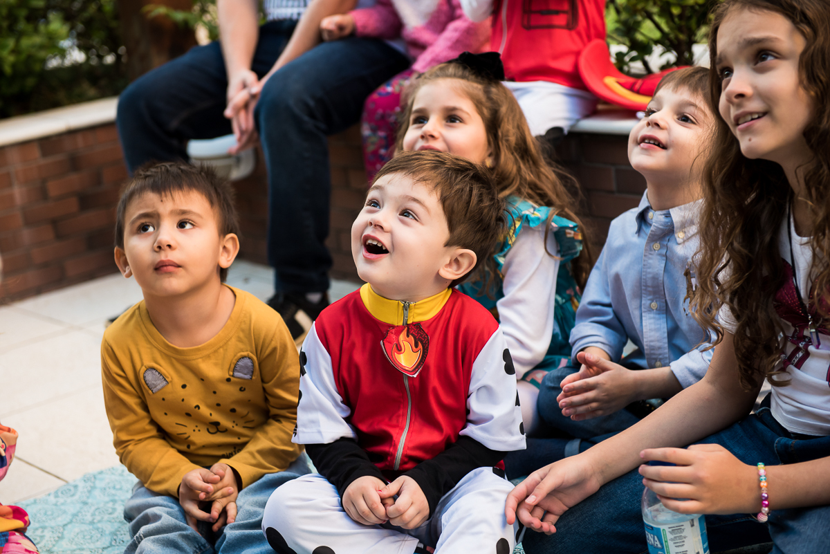 criançada curtindo o show