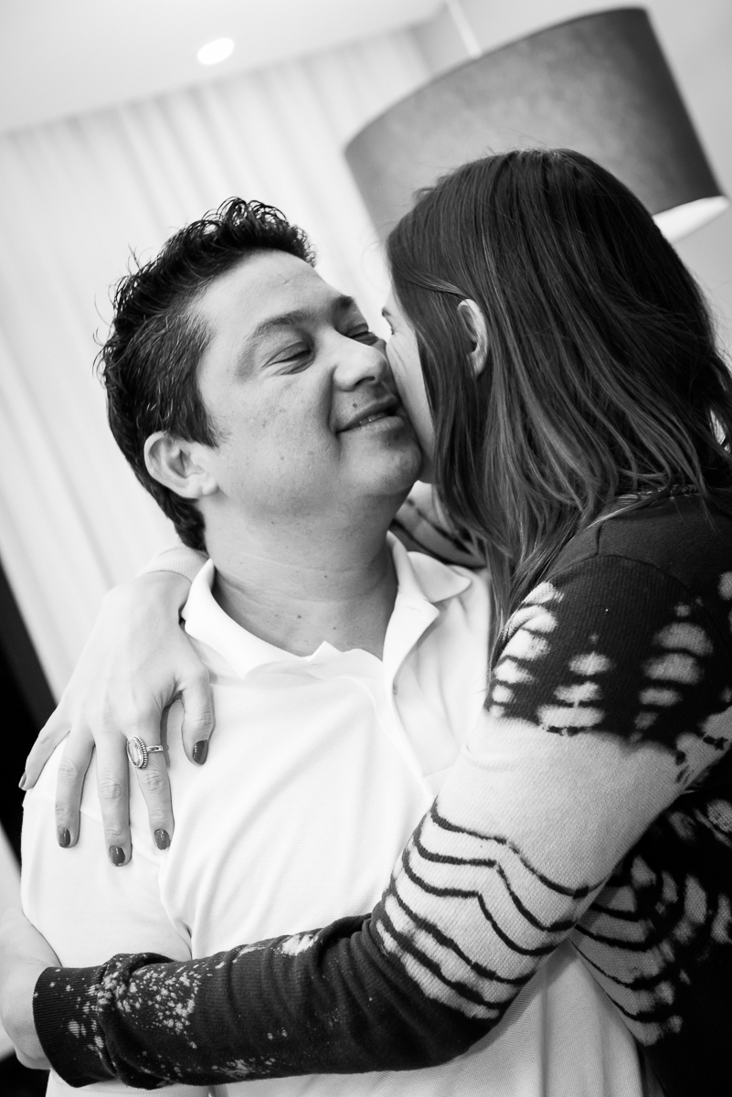 beijinho dos papais do Theo