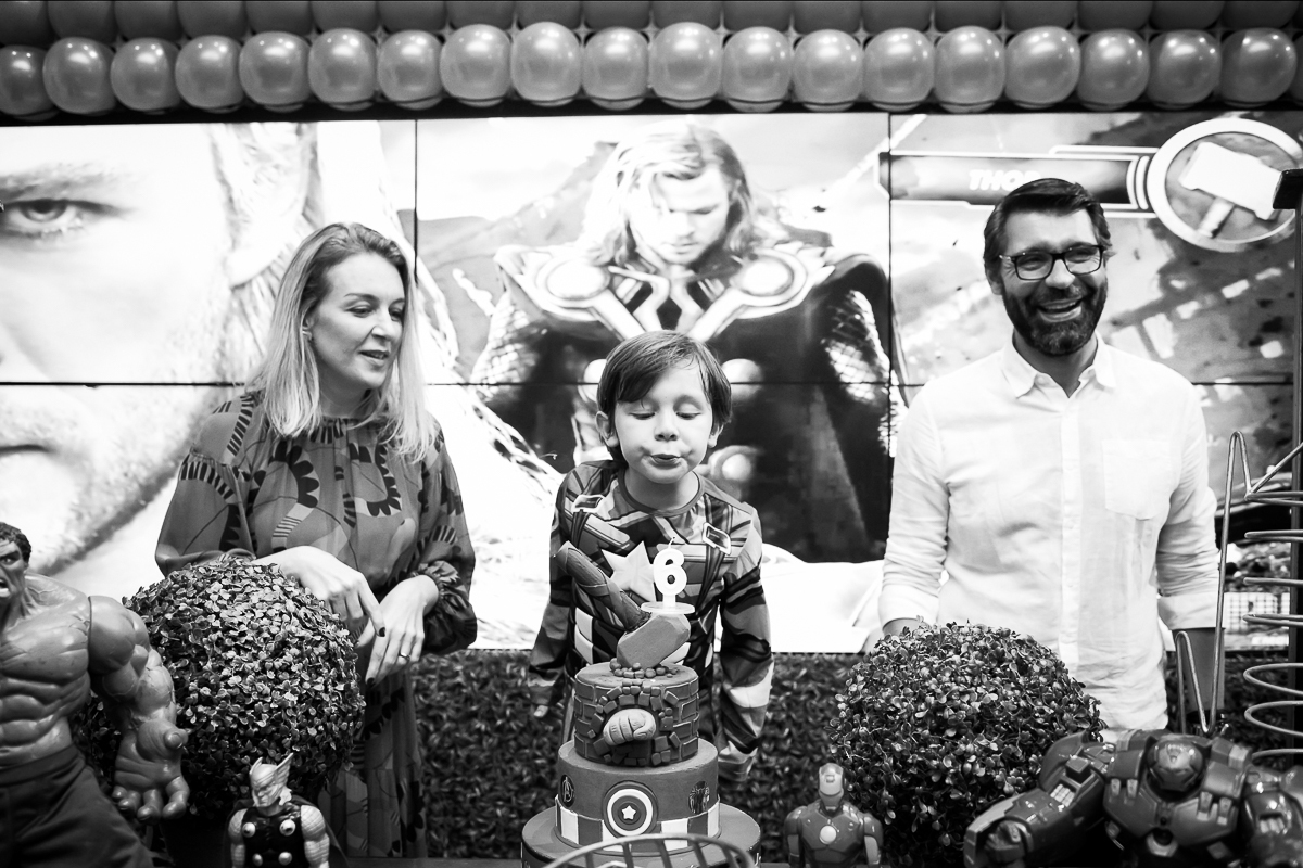 Hora do Parabéns com Avengers