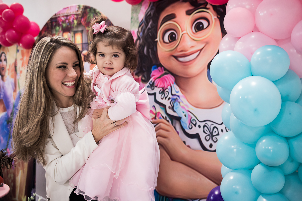 sorrindo com a tia