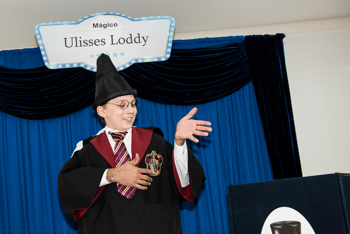 criança e mágica de harry potter