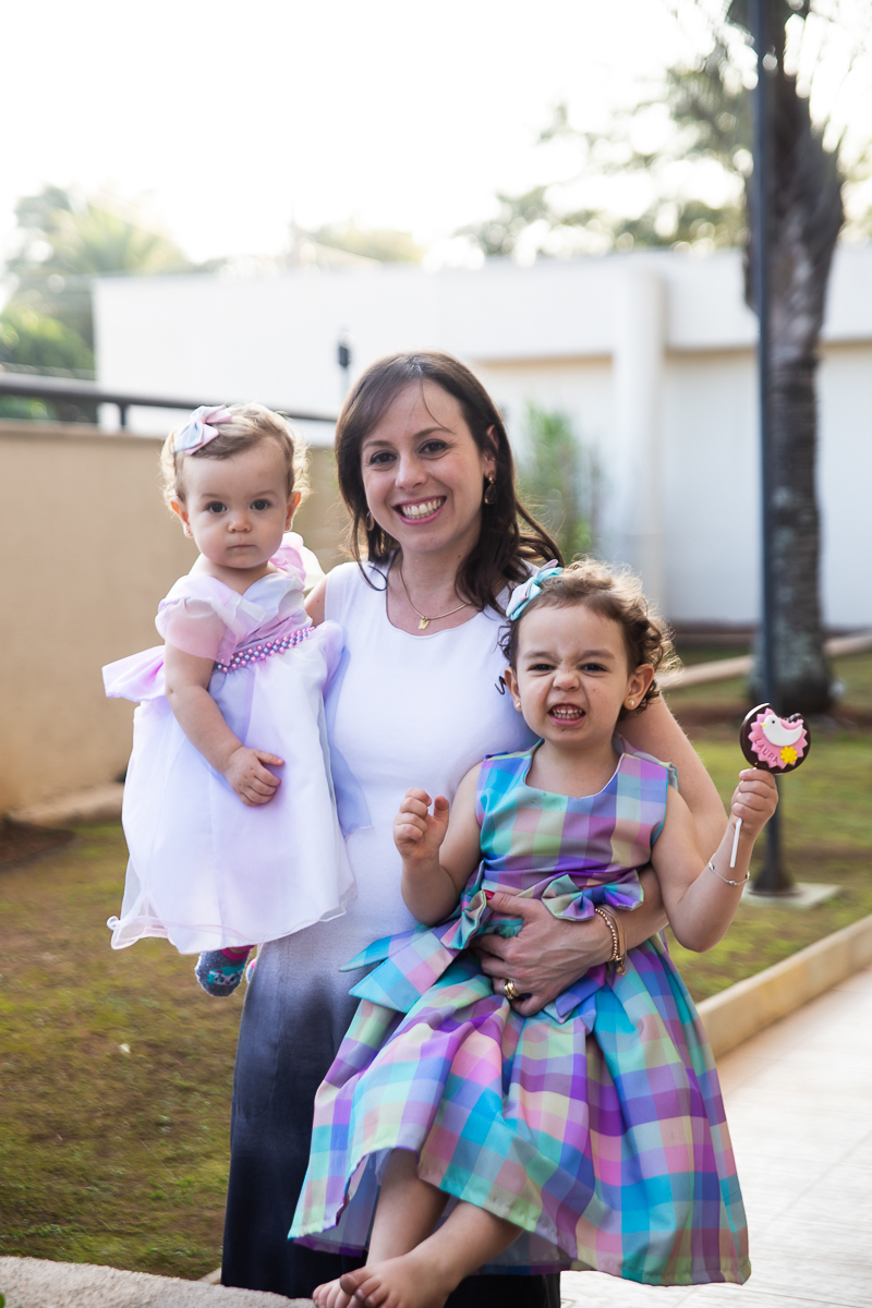 meninas com a mamãe
