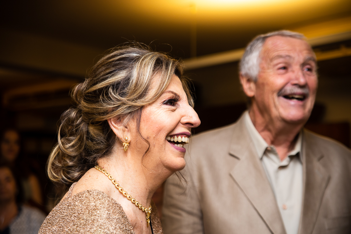 alegria de esposa e marido