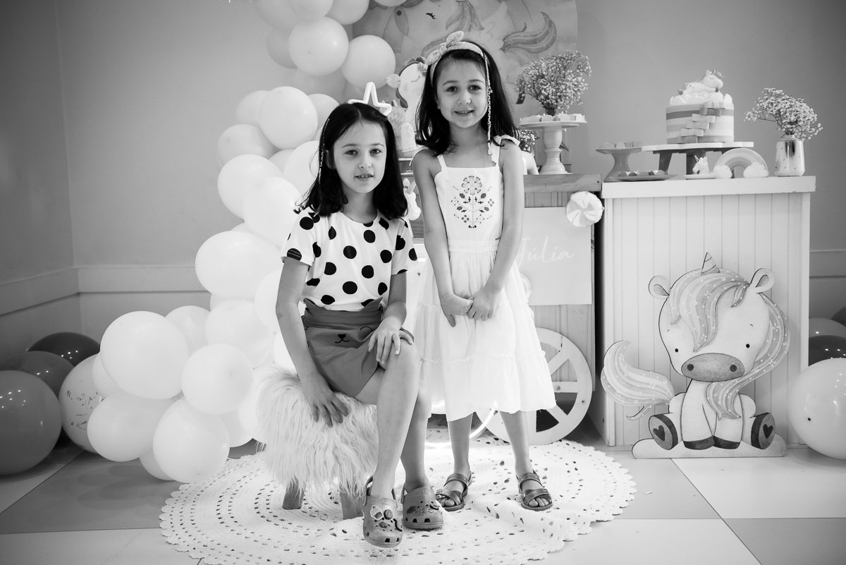 Júlia e sua irmãzinha
