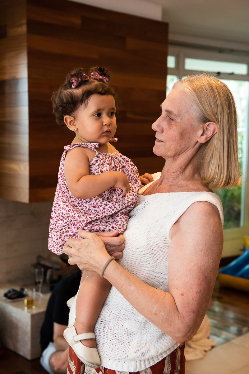 olhar entre avó e neta