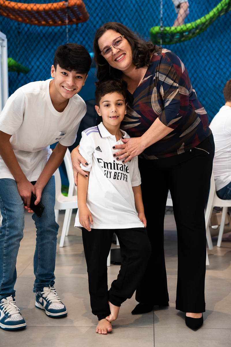 os adultos também gostam de tirar fotos com crianças