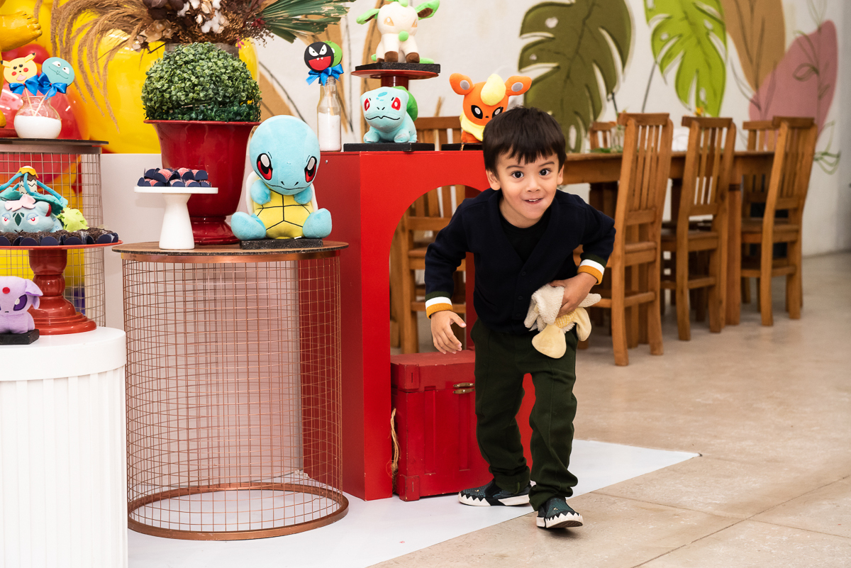 aniversariante curtindo sua festa