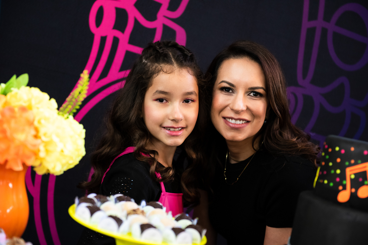 a cara de uma, focinho da outra