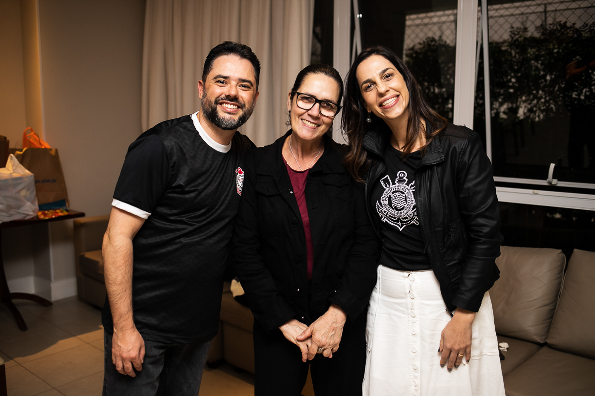 os adultos tb curtem a festa