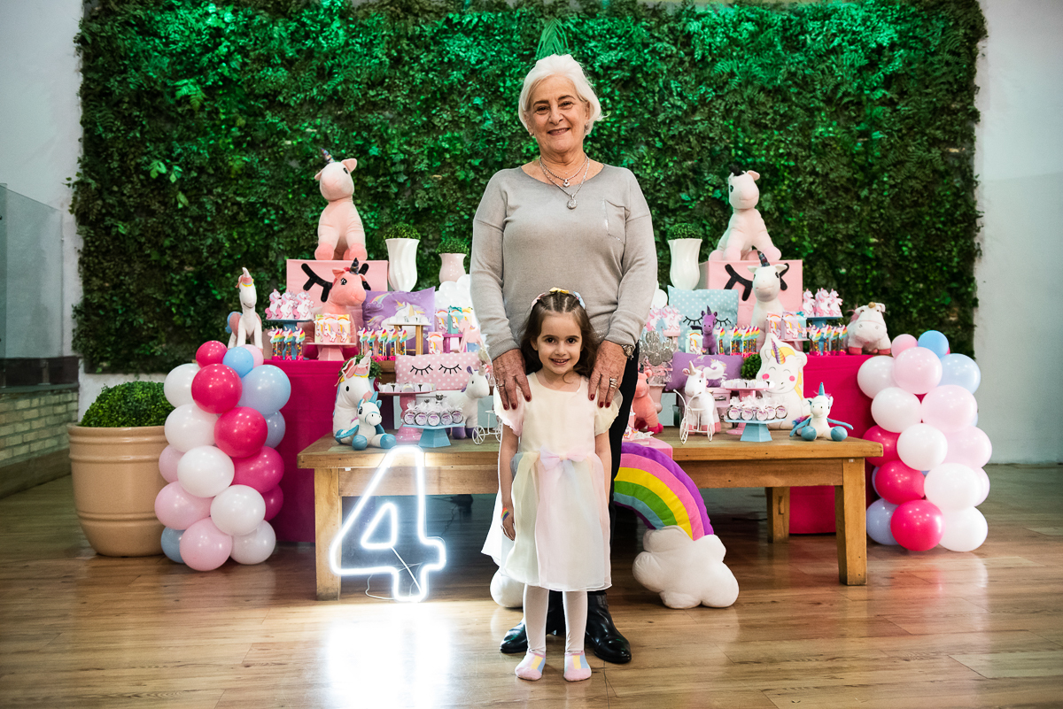 aniversariante com a avó paterna