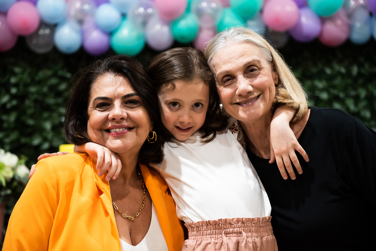 agora com a titia e vovó