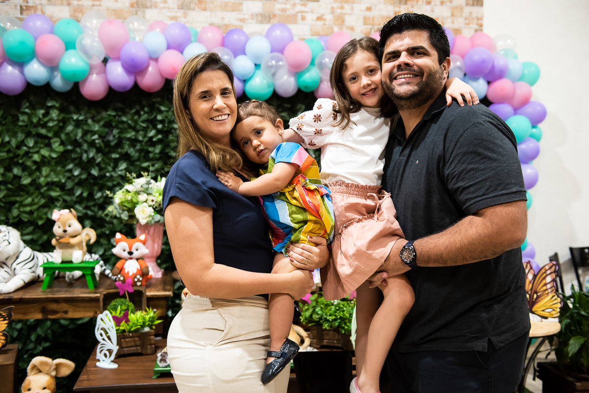 aproveitando o colinho do tio