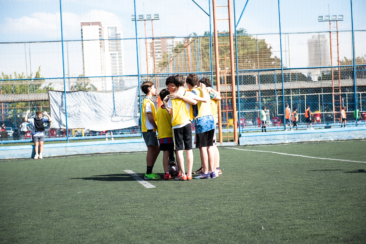 reunião secreta do grupo amarelo