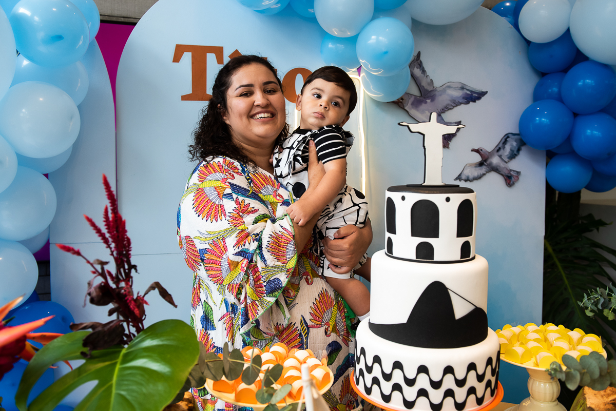 titia com o aniversariante