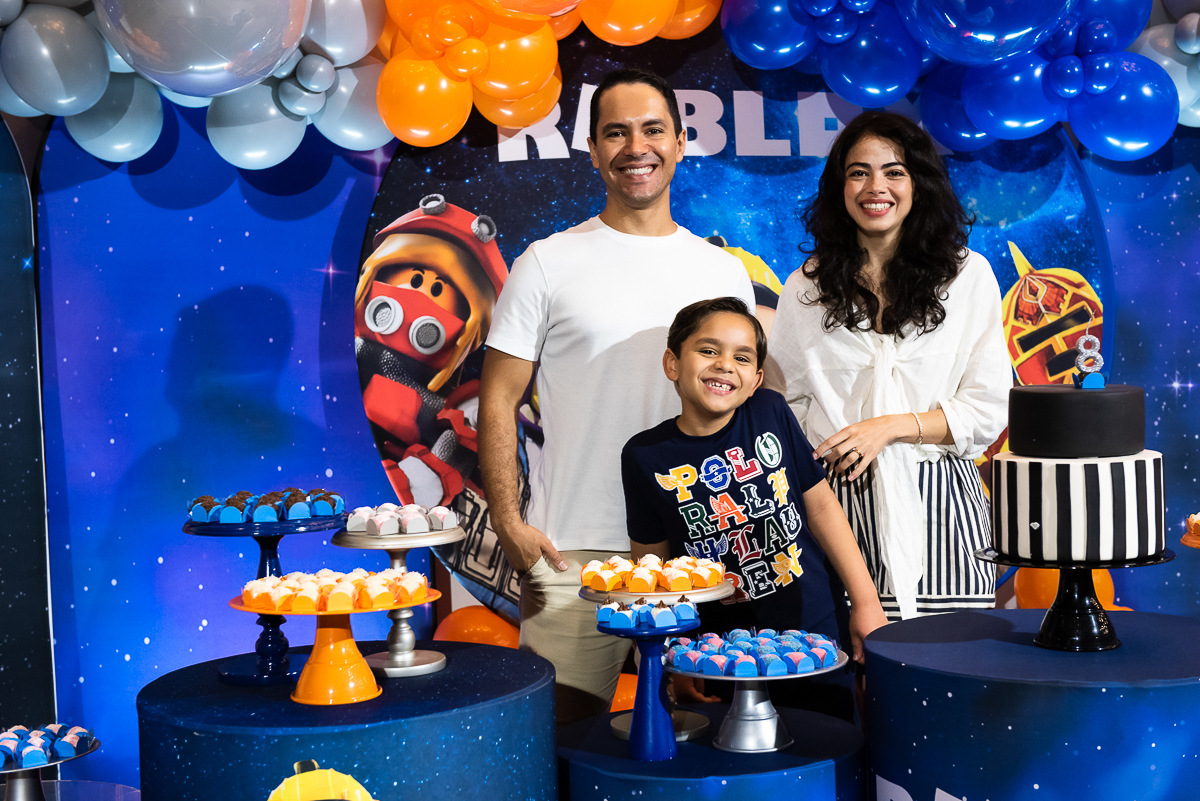 posando para a foto com os titios