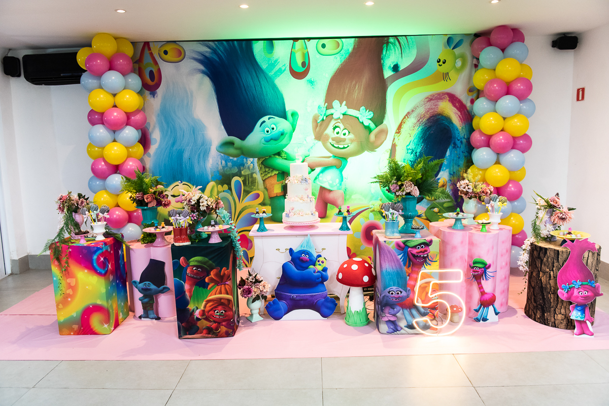 tema da mesa filme Trolls