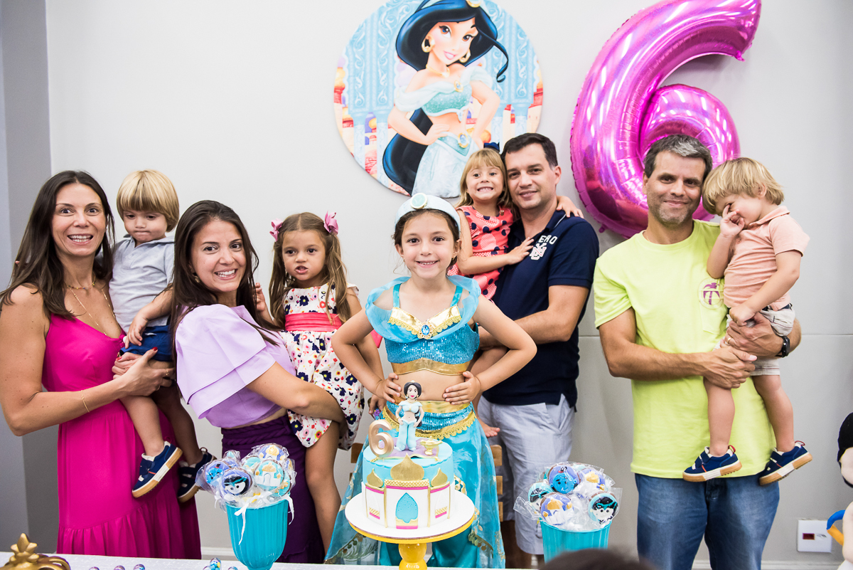 Hora do parabéns da Valentina