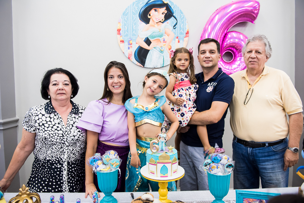 Hora do parabéns da Valentina