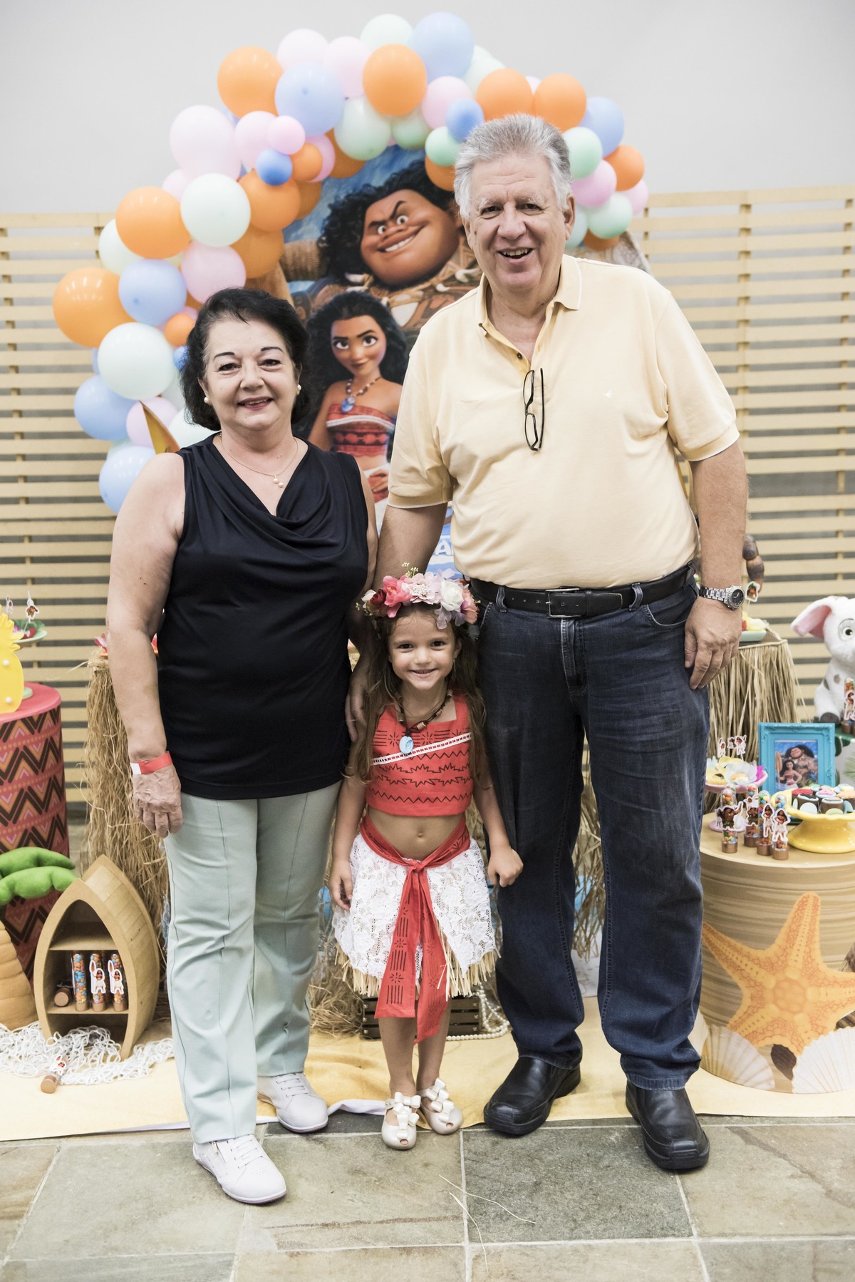 Abraço no vovô e na vovó