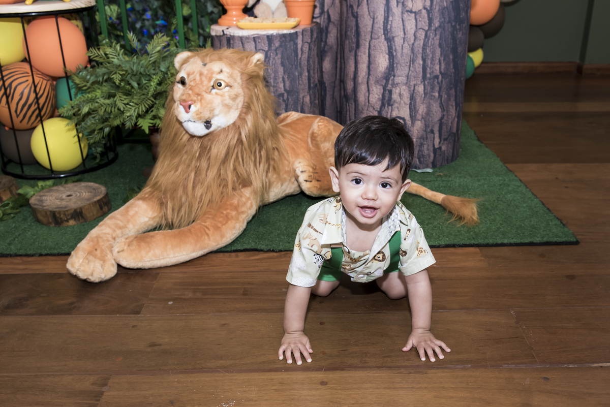 Fotografia Infantil com o Leão
