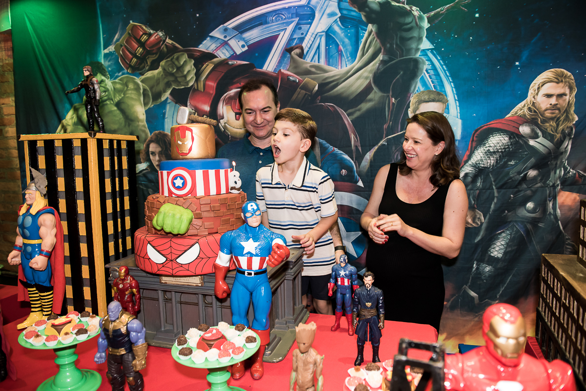 Hora do Parabéns com os Super Heróis