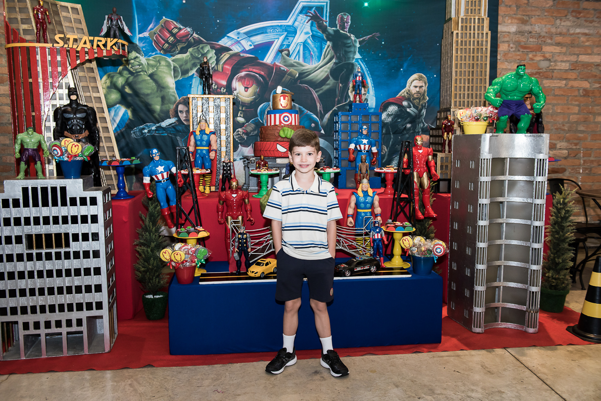 Fotografia Festa Infantil Tema Super Heróis